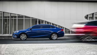 吉利汽车销量强势回归，月销再破10万大关